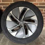 19” VW ID4/ID5 – ORIGINALE ALUFÆLGE MED VINTERDÆK – REF P147