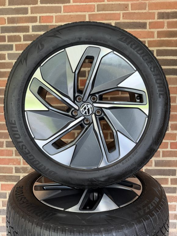 19” VW ID4/ID5 – ORIGINALE ALUFÆLGE MED VINTERDÆK – REF P147