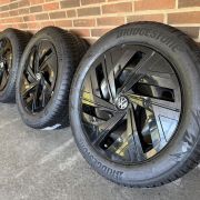 19” VW ID4/ID5 – ORIGINALE STÅLFÆLGE MED VINTERDÆK – REF P165