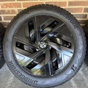 19” VW ID4/ID5 – ORIGINALE STÅLFÆLGE MED VINTERDÆK – REF P165