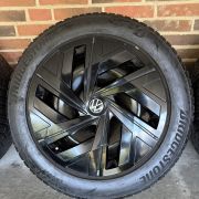 19” VW ID4/ID5 – ORIGINALE STÅLFÆLGE MED VINTERDÆK – REF P165