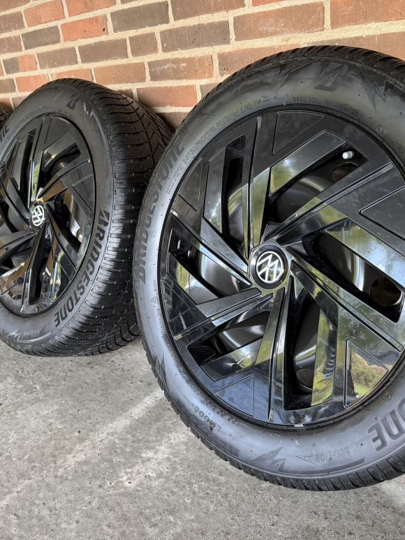 19” VW ID4/ID5 – ORIGINALE STÅLFÆLGE MED VINTERDÆK – REF P163