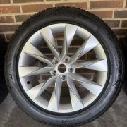 19” SKODA ENYAQ / ELROQ – ORIGINALE ALUFÆLGE MED VINTERDÆK – REF P160