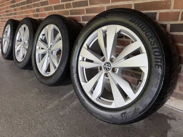 19” VW ID4/ID5 – ORIGINALE ALUFÆLGE MED VINTERDÆK – REF P159