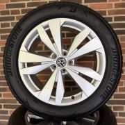 19” VW ID4/ID5 – ORIGINALE ALUFÆLGE MED VINTERDÆK – REF P161