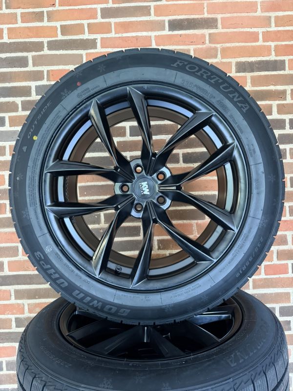 19″ XPENG G6 – NYE KOMPLETTE VINTERHJUL – REF V118