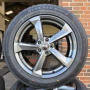 19” VW ID4 / ID5 / SKODA ENYAQ / ELROQ / FORD EXPLORER / AUDI Q4 / CUPRA TAVASCAN – NYE KOMPLETTE VINTERHJUL – REF V126