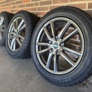 19” VW ID4 / ID5 / SKODA ENYAQ / ELROQ / FORD EXPLORER / AUDI Q4 / CUPRA TAVASCAN – NYE KOMPLETTE VINTERHJUL – REF V124