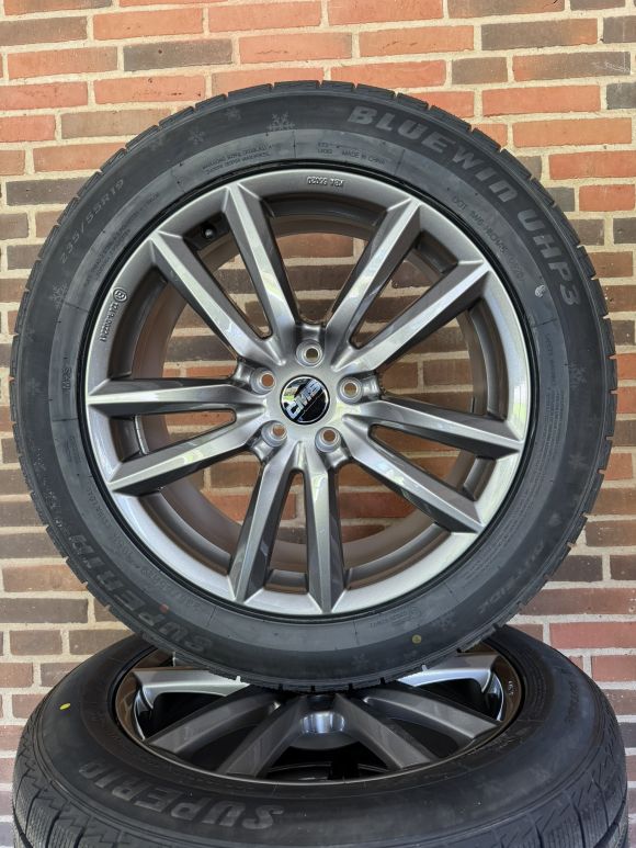 19” VW ID4 / ID5 / SKODA ENYAQ / ELROQ / FORD EXPLORER / AUDI Q4 / CUPRA TAVASCAN – NYE KOMPLETTE VINTERHJUL – REF V124