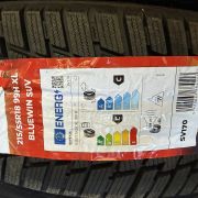 18″ VW ID3 / CUPRA BORN – NYE KOMPLETTE VINTERHJUL – REF V131