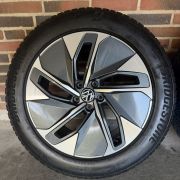 19” VW ID4/ID5 – ORIGINALE ALUFÆLGE MED VINTERDÆK – REF P174