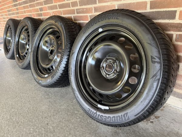 19” VW ID4/ID5 – ORIGINALE STÅLFÆLGE MED VINTERDÆK – REF P173