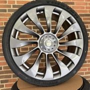21″ TESLA Y + JUNIPER – NYE KOMPLETTE VINTERHJUL – REF V174