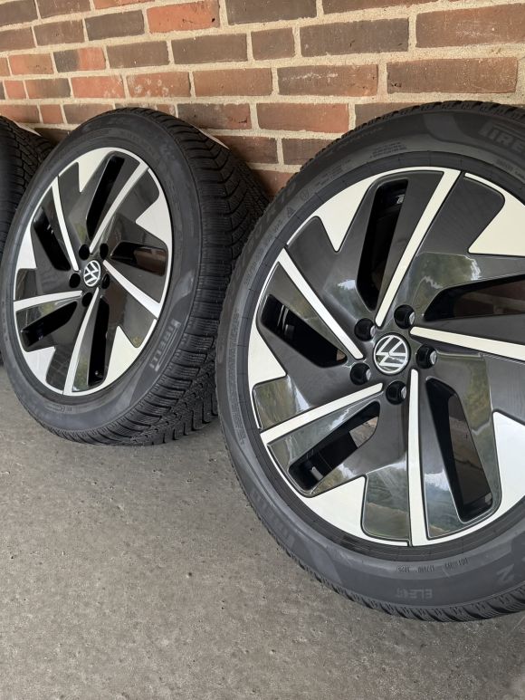 19” VW ID7 – ORIGINALE ALUFÆLGE MED VINTERDÆK – REF P177