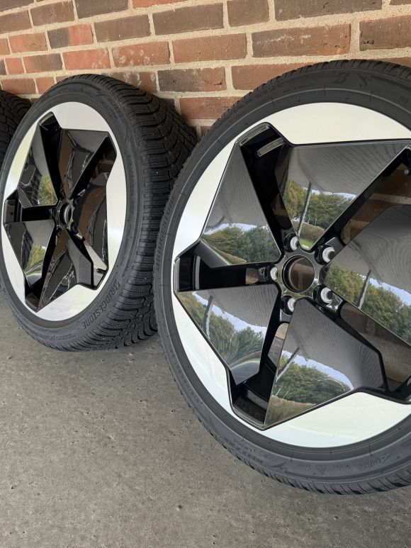 20” VW ID3 / CUPRA BORN – ORIGINALE ALUFÆLGE MED VINTERDÆK – REF P178